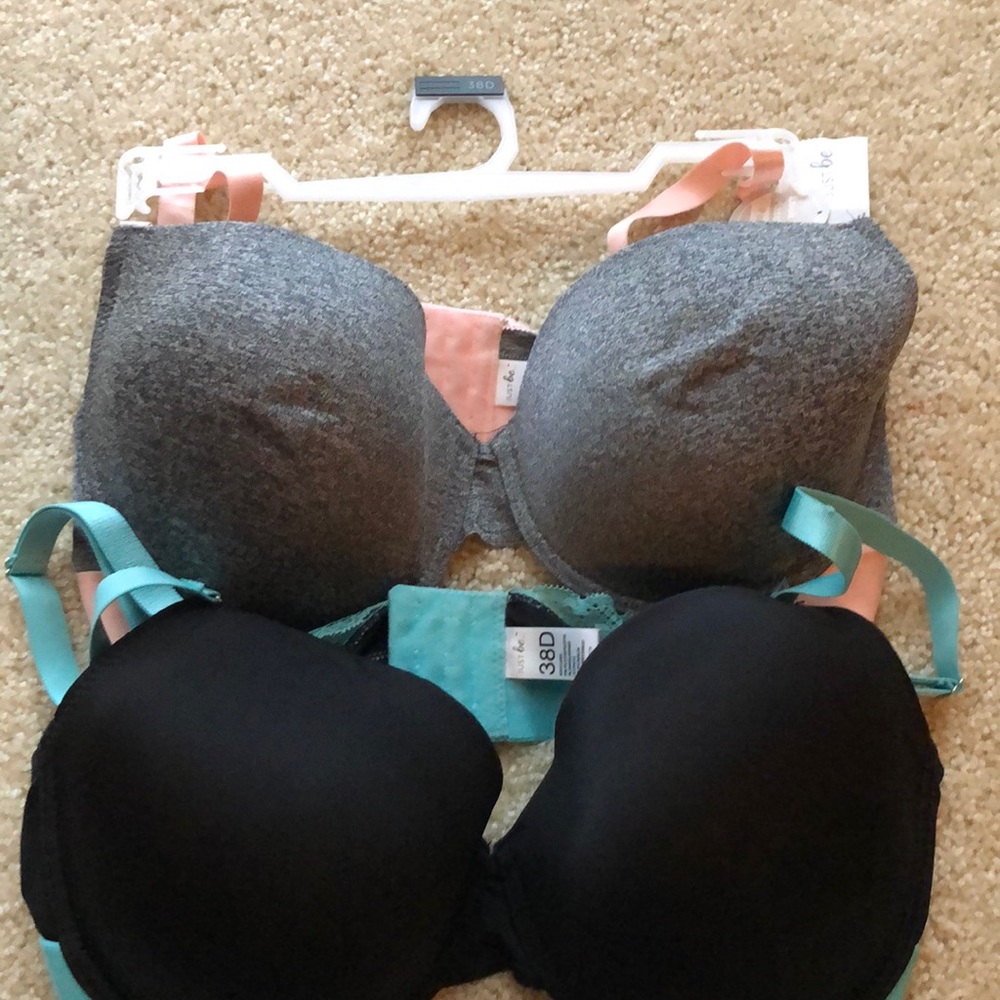 NWT 38D bras